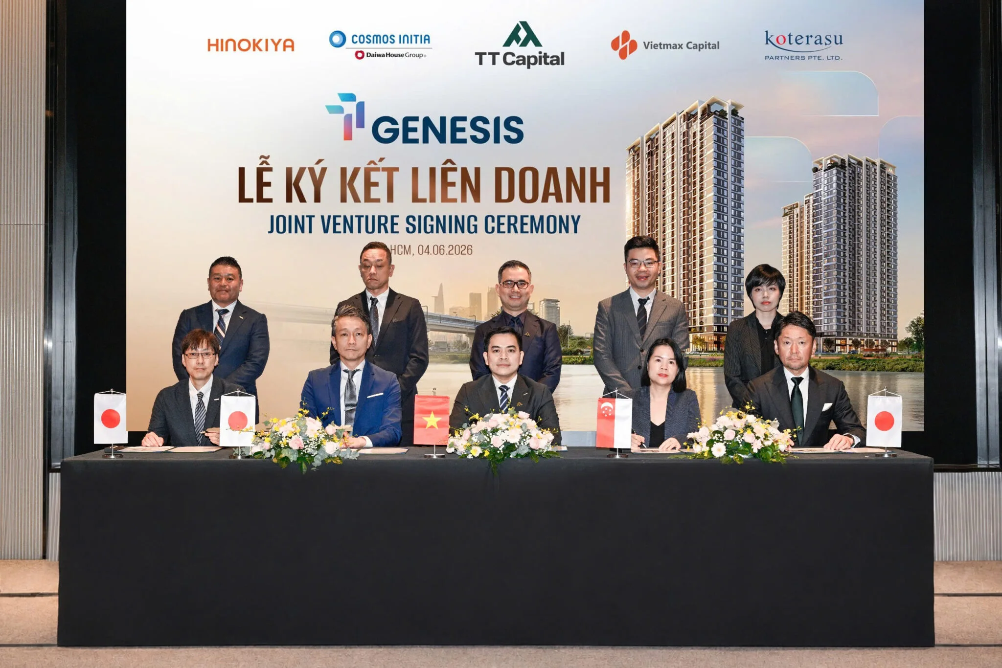 Lễ ký kết liên doanh dự án TT GENESIS